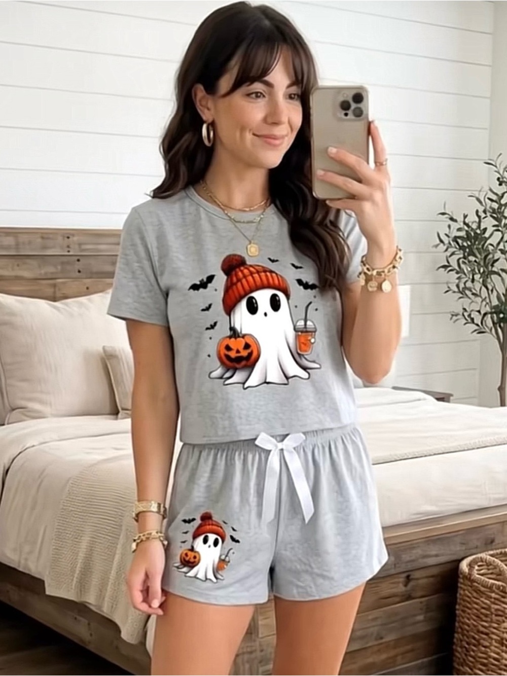 Women's Gray Ghost Graphic Short Pajama Set XL